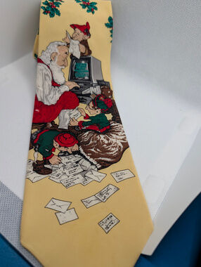 Saturday Evening Post Norman Rockwell Men’s Necktie Christmas Santa 58 x 4”